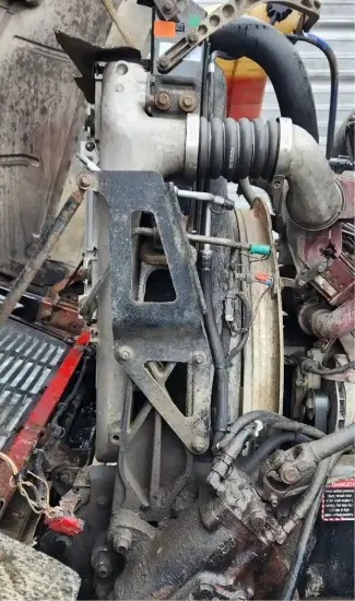 Picture of (Used) 2010 Mack TD713, RADIATOR