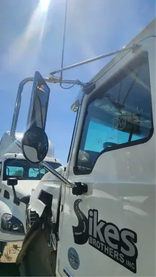 Picture of (Used) 2020 Mack Pinnacle, SIDE VIEW MIRROR