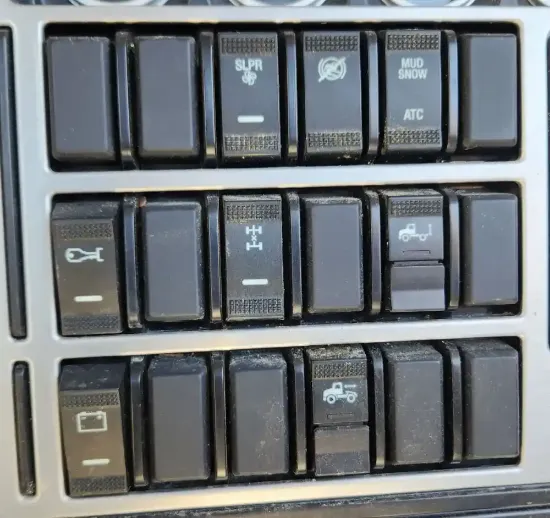 Picture of (Used) 2022 Mack Anthem, MISCELLANEOUS DASH SWITCHES