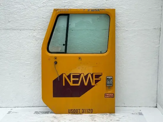 Picture of (Used) 1989 International 2375, DOOR