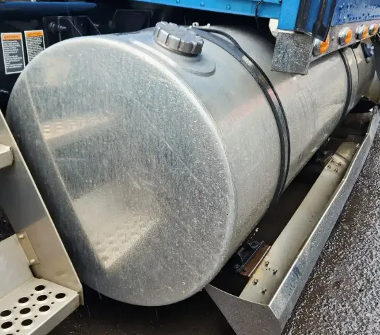Picture of (Used) 2018 Kenworth W900, FUEL TANK