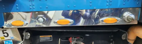 Picture of (Used) 2018 Kenworth W900, UNDER DOOR CAB LIGHTING