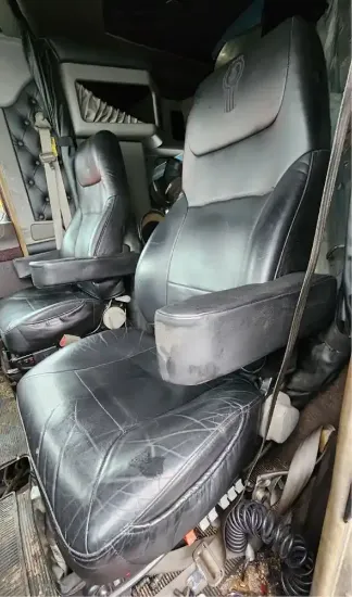 Picture of (Used) 2018 Kenworth W900, SEAT