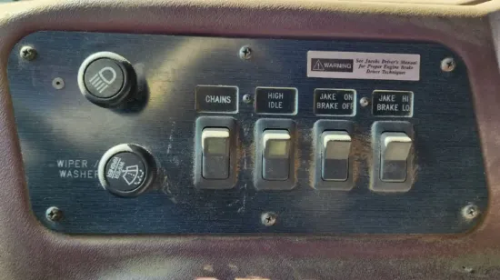 Picture of (Used) 1996 Spartan Metro Star, MISCELLANEOUS DASH SWITCHES
