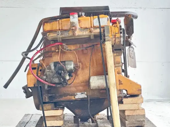 Picture of (Used) Case G188D, ENGINE ASSEMBLY