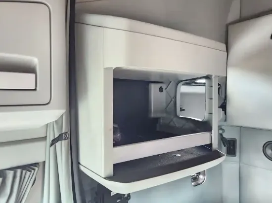 Picture of (Used) 2020 Kenworth T680, SLEEPER CABINETS