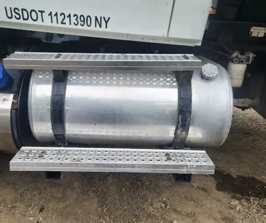 Picture of (Used) 2018 International WorkStar 7500, FUEL TANK