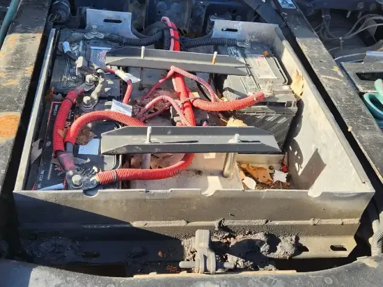 Picture of (Used) 2018 Peterbilt 579, BATTERY BOX