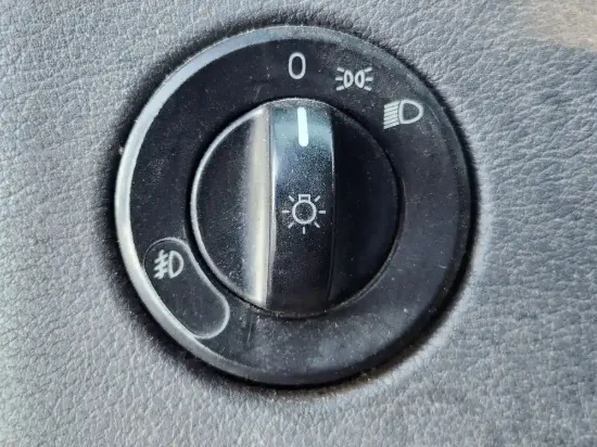 Picture of (Used) 2017 Freightliner Cascadia 113, MISCELLANEOUS DASH SWITCHES