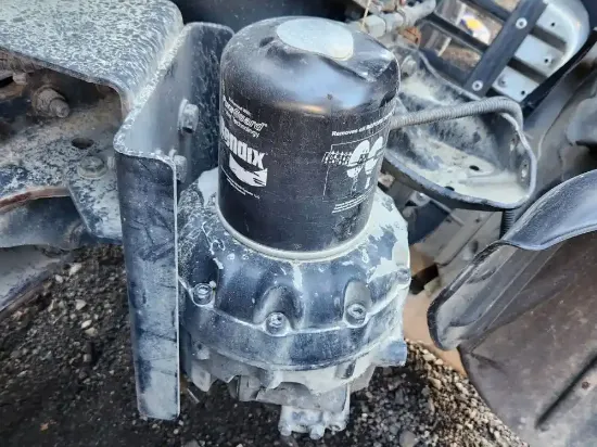 Picture of (Used) 2017 Freightliner Cascadia 113, AIR DRYER