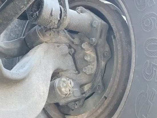 Picture of (Used) 2021 International LT625, FRONT SPINDLE/KNUCKLE- 