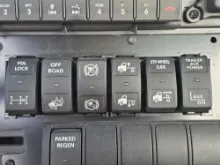 Picture of (Used) 2024 International RH613, MISCELLANEOUS DASH SWITCHES