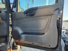 Picture of (Used) 2021 International LT625, INTERIOR DOOR PANEL