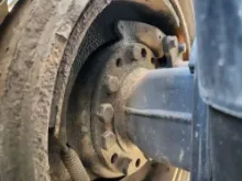 Picture of (Used) 2021 International LT625, COMPLETE FRONT DIFFERENTIAL HUBS