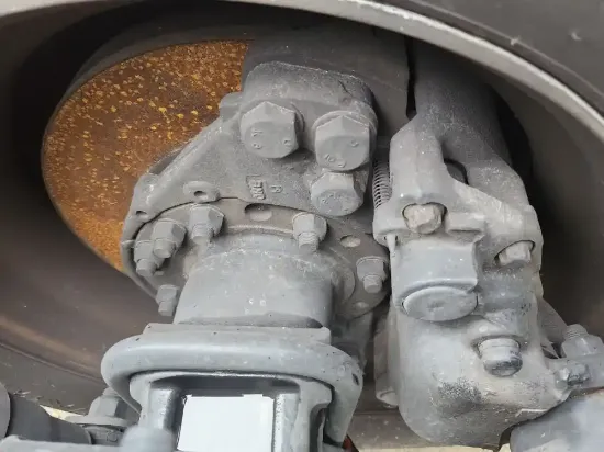 Picture of (Used) 2021 Freightliner Cascadia 126, FRONT DIFFERENTIAL HUBS