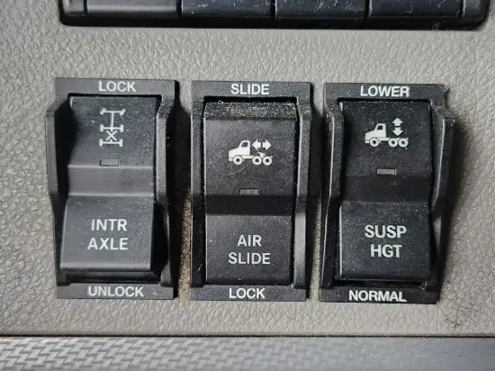Picture of (Used) 2021 Freightliner Cascadia 126, MISCELLANEOUS DASH SWITCHES