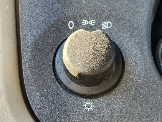 Picture of (Used) 2019 Peterbilt 579, MISCELLANEOUS DASH SWITCHES