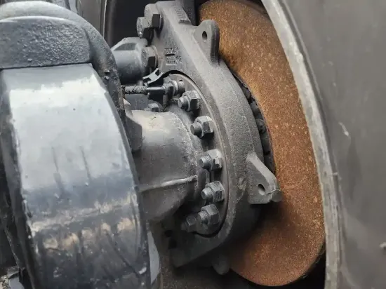 Picture of (Used) 2021 Kenworth T680, COMPLETE REAR DIFFERENTIAL HUBS