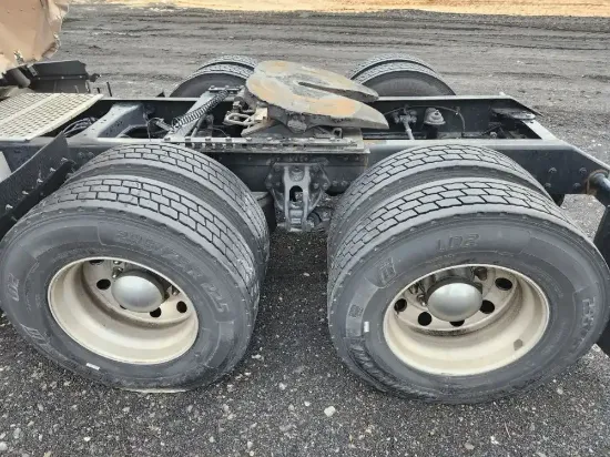 Picture of (Used) 2021 Kenworth T680, COMPLETE TANDEM CUTOFF