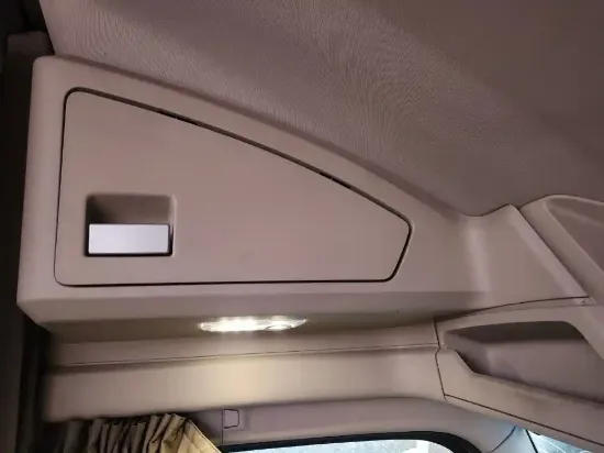 Picture of (Used) 2021 Kenworth T680, SLEEPER CABINETS