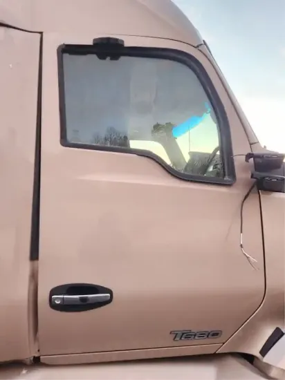 Picture of (Used) 2021 Kenworth T680, DOOR