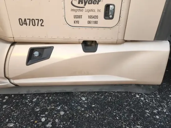 Picture of (Used) 2021 Kenworth T680, TANK FAIRINGS