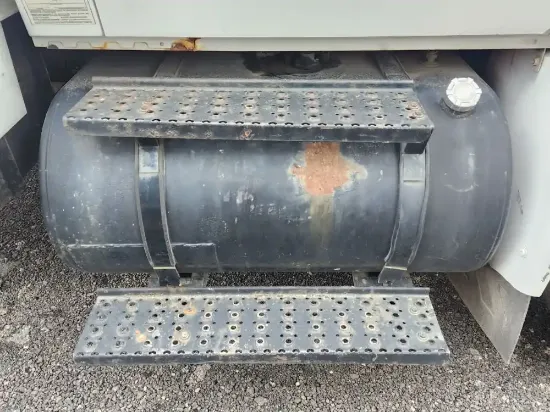 Picture of (Used) 2002 International 4400, FUEL TANK