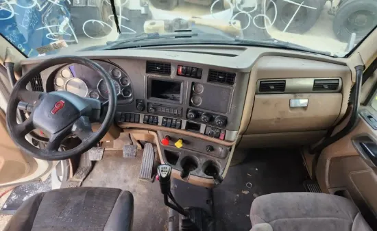 Picture of (Used) 2015 Kenworth T680, DASH ASSEMBLY