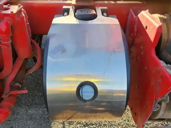 Picture of (Used) 2015 Kenworth T880, DEF TANK