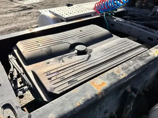 Picture of (Used) 2005 Steering A9500, BATTERY BOX