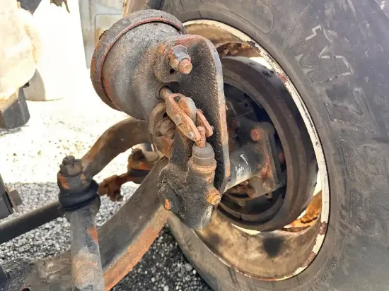 Picture of (Used) 2005 Sterling A9500, COMPLETE SPINDLE KNUCKLE