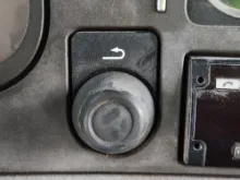 Picture of (Used) 2015 Kenworth T880, MISCELLANEOUS DASH SWITCHES