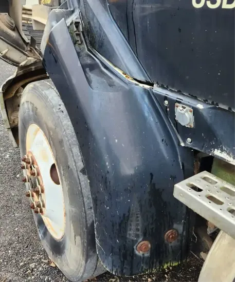 Picture of (Used) 1999 Sterling A9513, FENDER EXTENSION