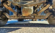 Picture of (Used) 2000 Sterling A9513, COMPLETE FRONT AXLE