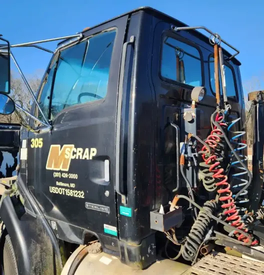 Picture of (Used) 2000 Sterling A9513, CAB