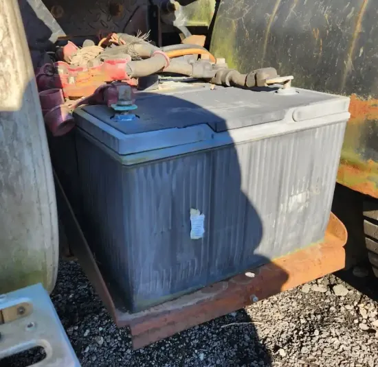 Picture of (Used) 2000 Sterling A9513, BATTERY BOX