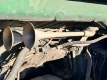 Picture of (Used) 2004 Sterling A9500, AIR HORN