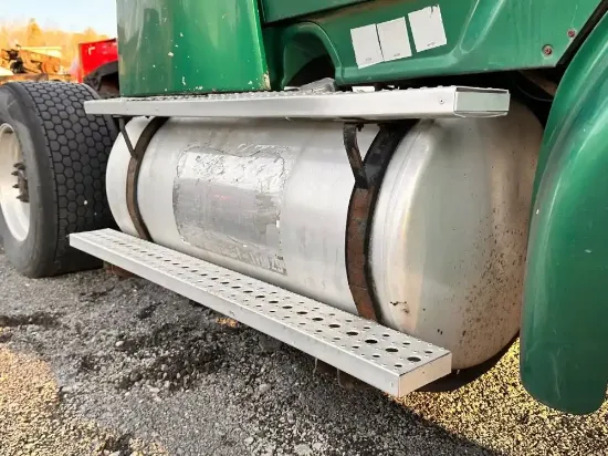 Picture of (Used) 2004 Sterling A9500, FUEL TANK