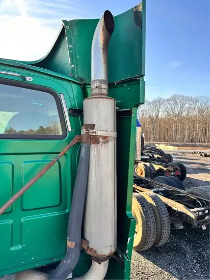 Picture of (Used) 2004 Sterling A9500, MUFFLER