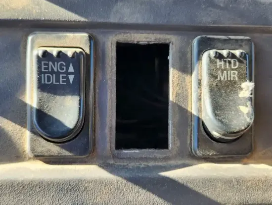 Picture of (Used) 2000 Sterling A9513, MISCELLANEOUS DASH SWITCHES