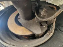 Picture of (Used) 2009 Chevrolet C5500, DIFFERENTIAL HUBS