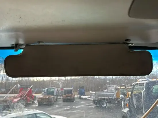 Picture of (Used) 2004 Sterling A9500, SUN VISOR