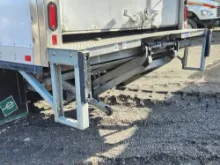 Picture of (Used) 2024 Isuzu NRR, POWER LIFT GATE