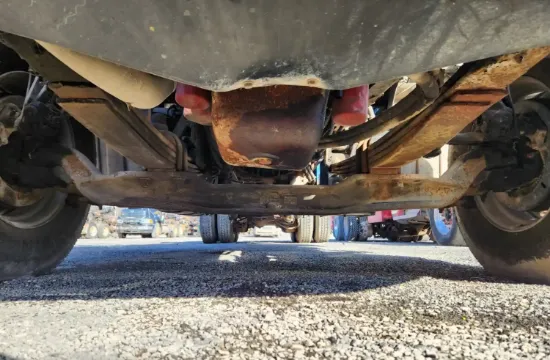 Picture of (Used) 2009 Mack CXU612, COMPLETE FRONT AXLE