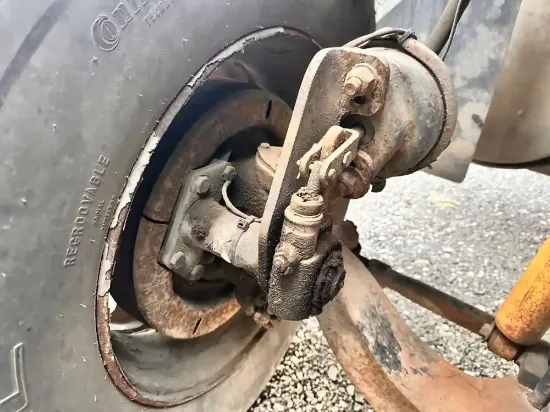 Picture of (Used) 2003 Sterling A9500, FRONT SPINDLE/KNUCKLE