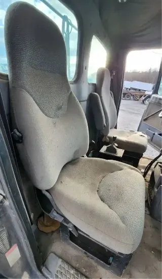 Picture of (Used) 1999 Sterling A9513, SEAT