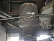Picture of (Used) 2000 Ford F-750, AIR DRYER