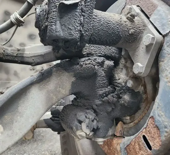 Picture of (Used) 2015 Hino 268, FRONT SPINDLE/KNUCKLE