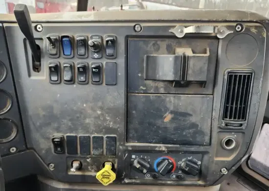 Picture of (Used) 2009 Mack CXU612, MISCELLANEOUS DASH SWITCHES