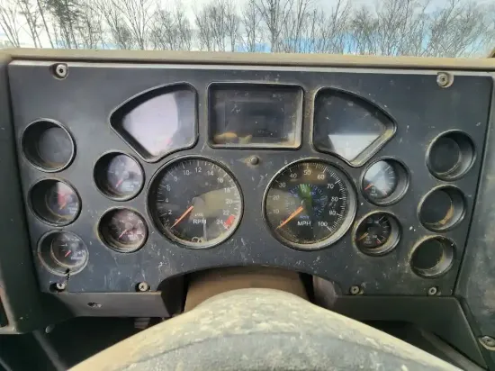Picture of (Used) 2009 Mack CXU612, INSTRUMENT CLUSTER